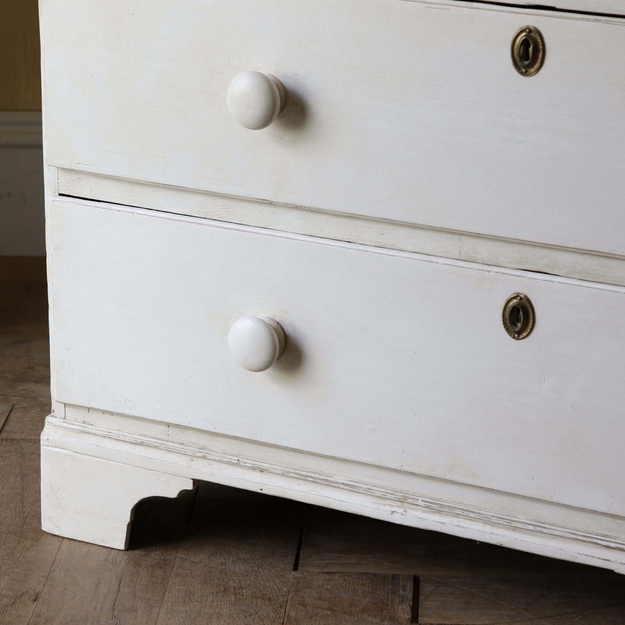 Pine Chest of Drawers